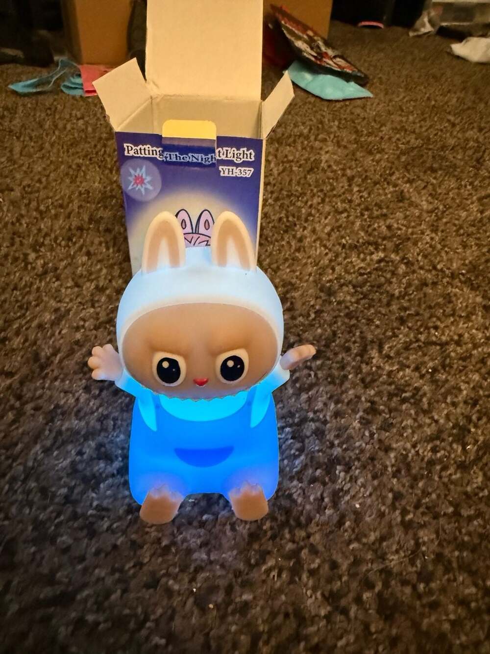 Labubu Rabbit LED Night Light - Picture 6 of 6
